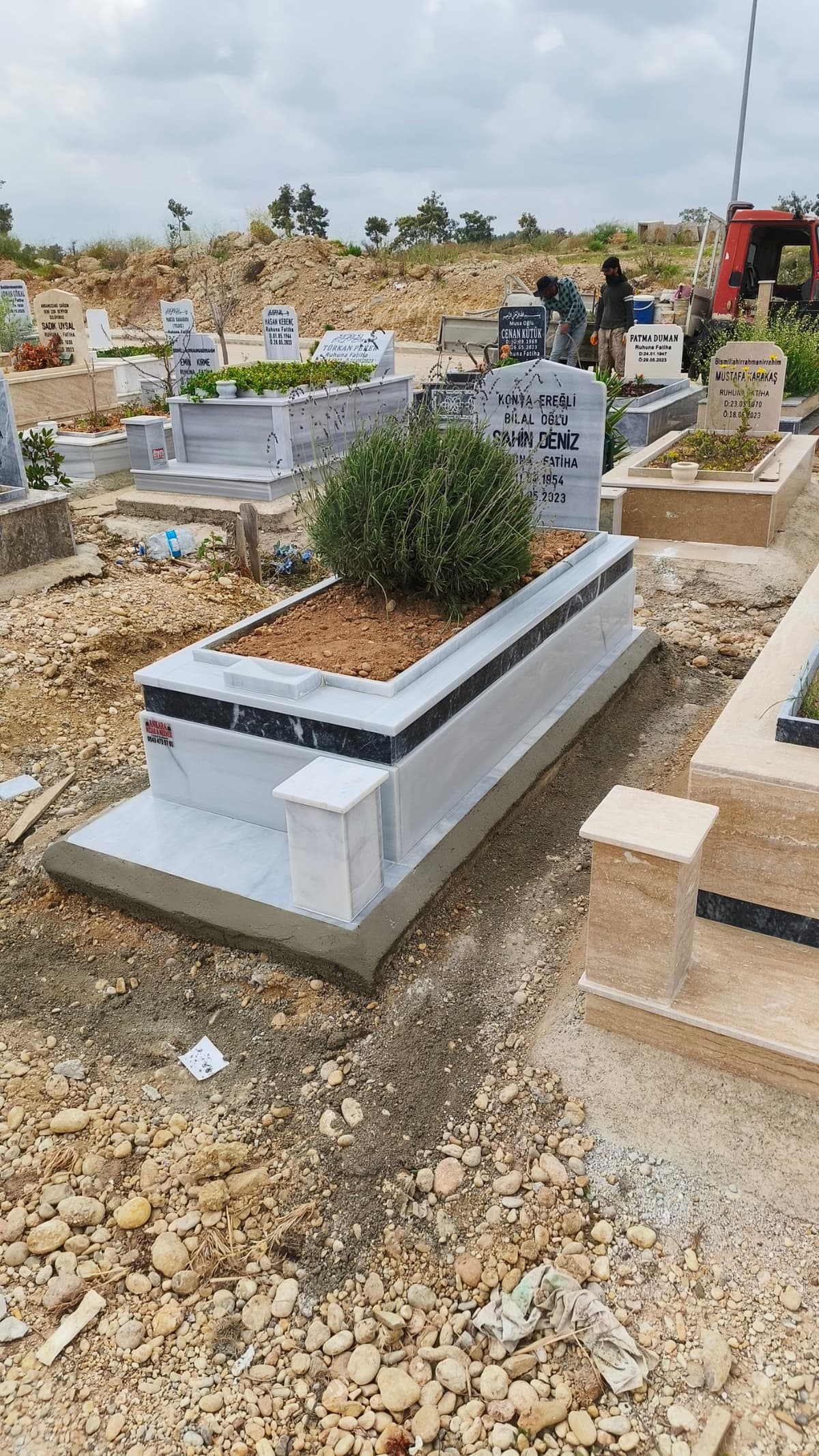 2'lik ve 3'lük Tek Kişilik Mezar Modellerimiz 9